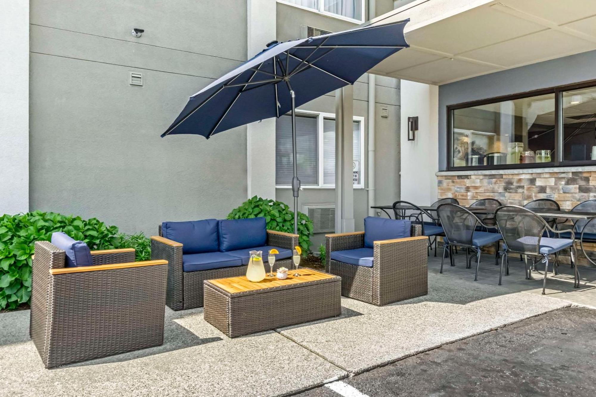 Comfort Inn & Suites Pacific - Auburn Exterior photo